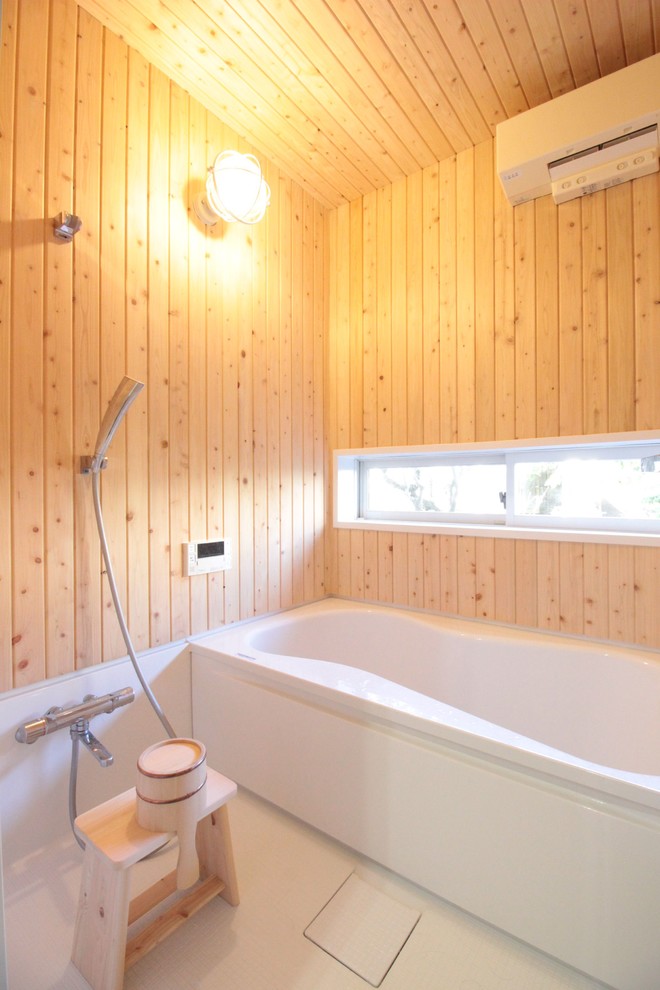 横浜にある和風のおしゃれな浴室の写真