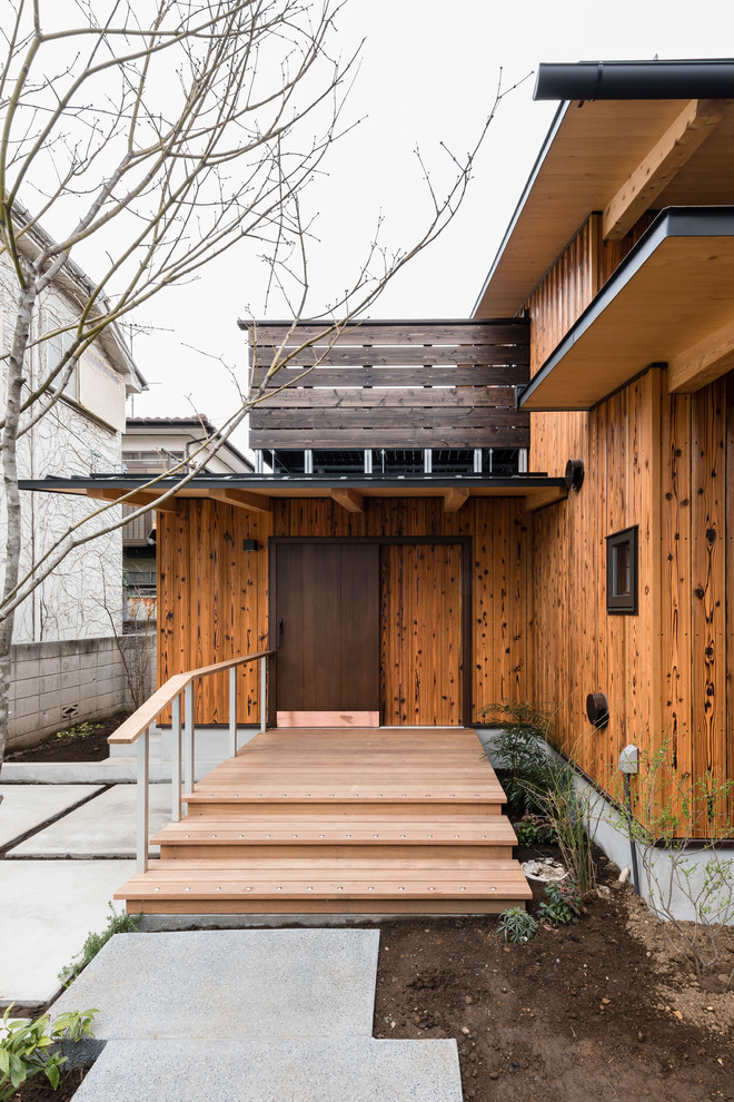 Medium sized world-inspired porch in Tokyo Suburbs.
