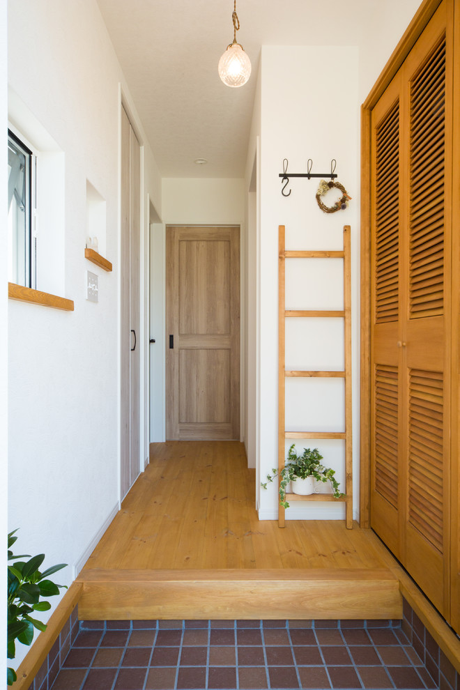 Inspiration for a scandinavian entryway remodel in Other