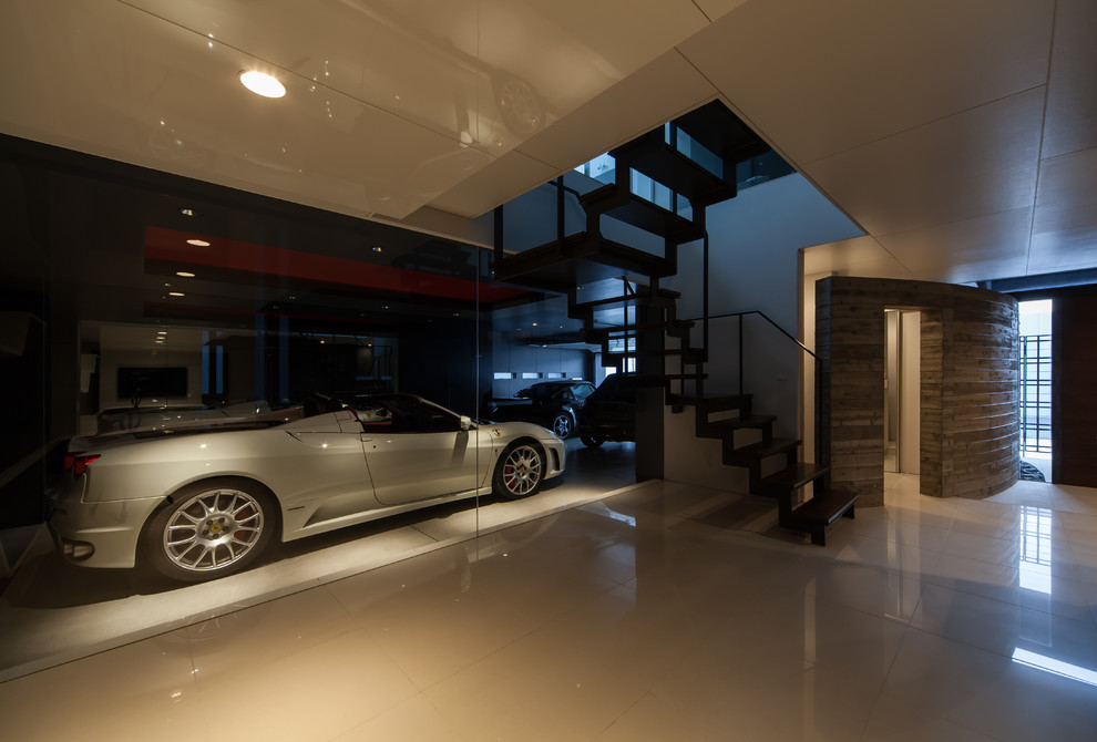 Inspiration for a modern garage remodel in Tokyo Suburbs