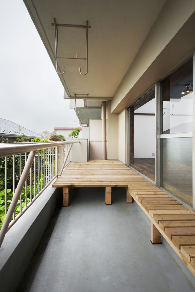 Moderne Veranda in Yokohama