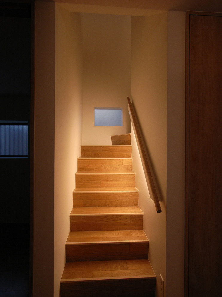 東京23区にある和風のおしゃれな階段の写真