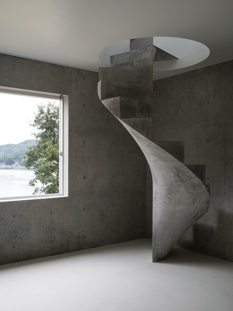 Idéer för små industriella trappor, med sättsteg i betong